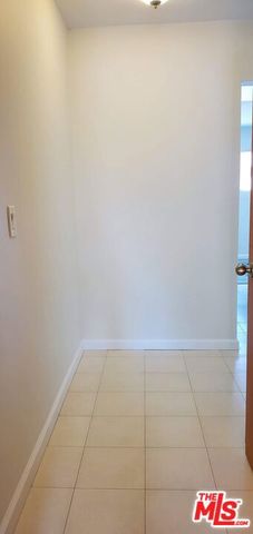 3953 Frances Avenue Avenue 4, Los Angeles, CA 90066