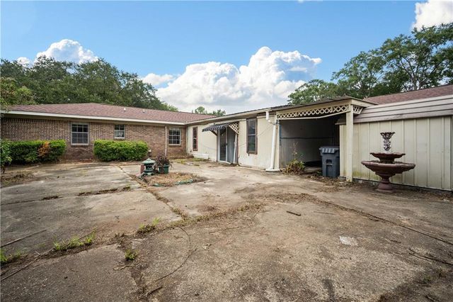 19 Bethel Forest Drive N, Saraland, AL 36571