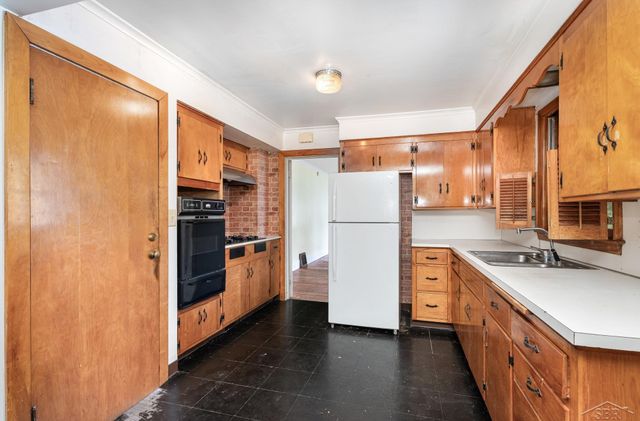 214 Goetz Street, Saginaw, MI 48602