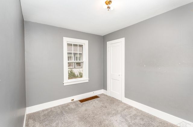 214 Goetz Street, Saginaw, MI 48602