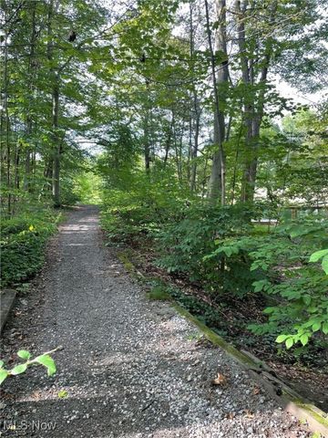 294 South Park Drive, Aurora, OH 44202