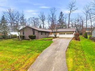 294 South Park Drive, Aurora, OH 44202