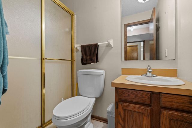 4100 Jordan Avenue N, New Hope, MN 55427