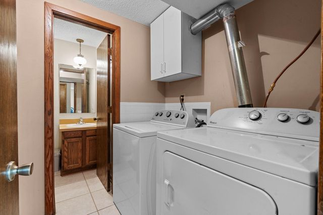 4100 Jordan Avenue N, New Hope, MN 55427