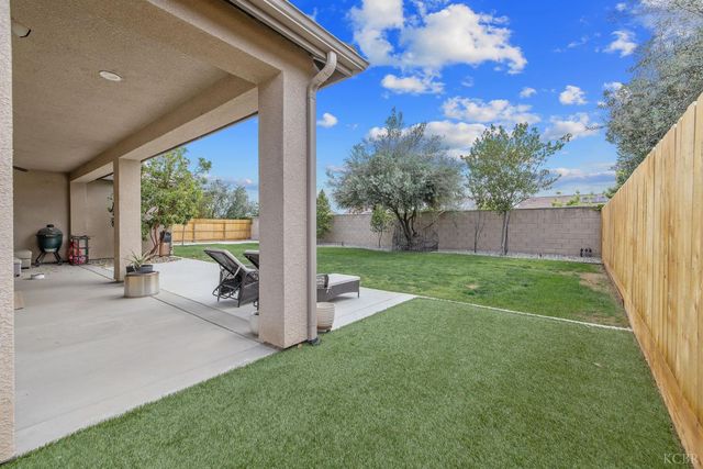 2223 Madeline Drive, Hanford, CA 93230