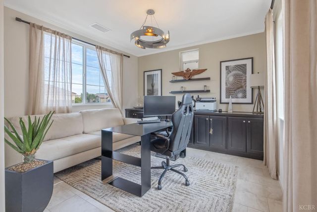 2223 Madeline Drive, Hanford, CA 93230