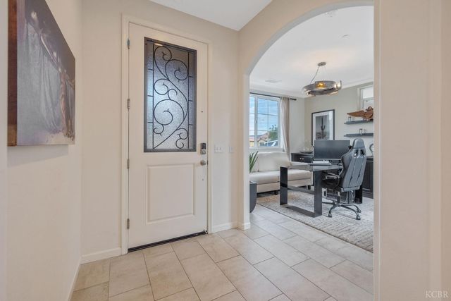 2223 Madeline Drive, Hanford, CA 93230