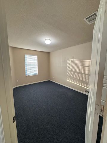 117 Kemah DR, Kyle, TX 78640