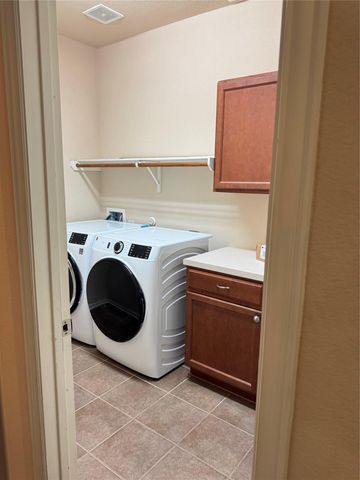 117 Kemah DR, Kyle, TX 78640