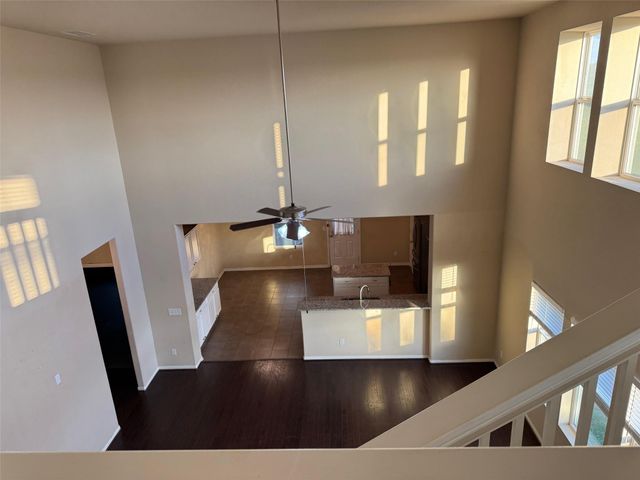 117 Kemah DR, Kyle, TX 78640