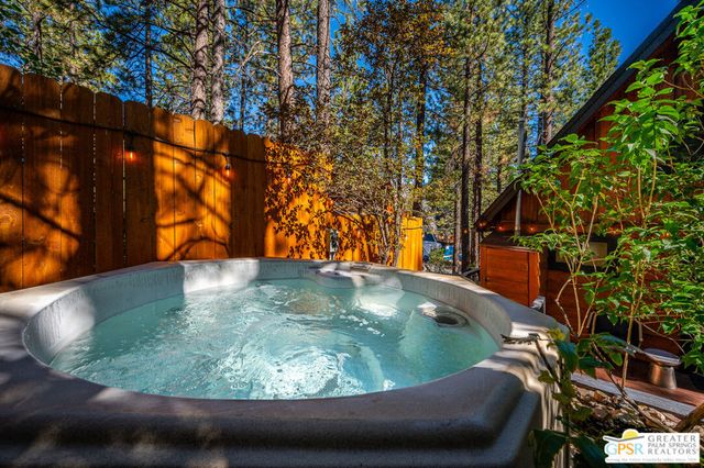 634 W Rainbow Boulevard, Big Bear City, CA 92314