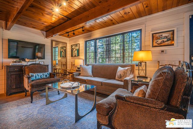 634 W Rainbow Boulevard, Big Bear City, CA 92314