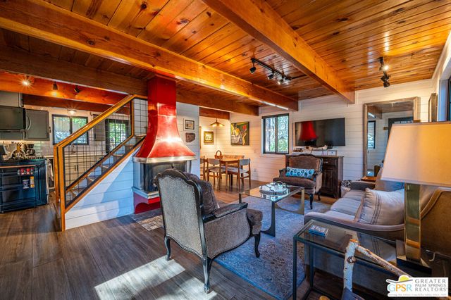 634 W Rainbow Boulevard, Big Bear City, CA 92314