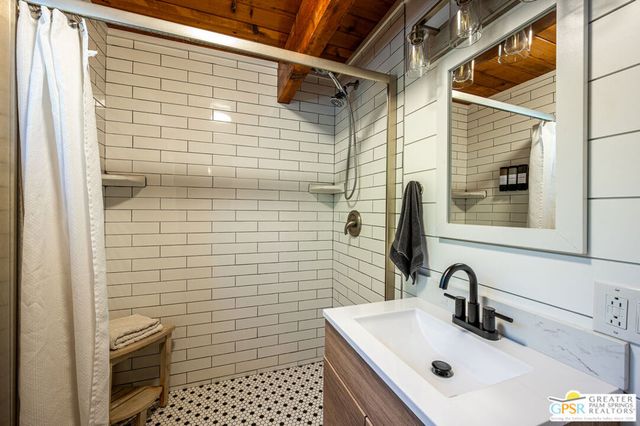 634 W Rainbow Boulevard, Big Bear City, CA 92314