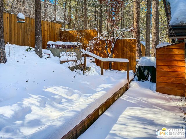 634 W Rainbow Boulevard, Big Bear City, CA 92314