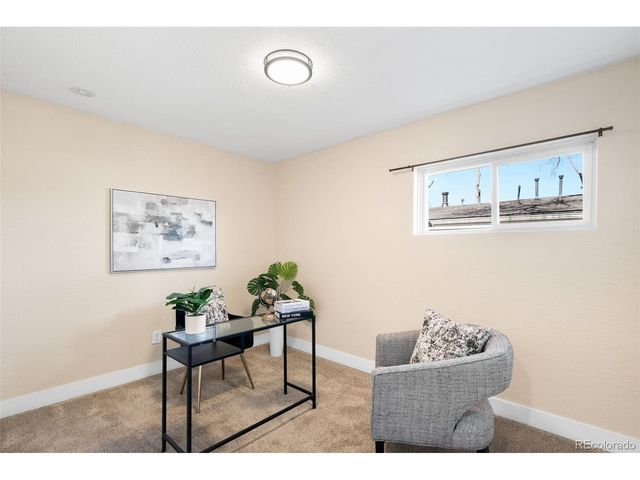 1030 Stuart St, Denver, CO 80204