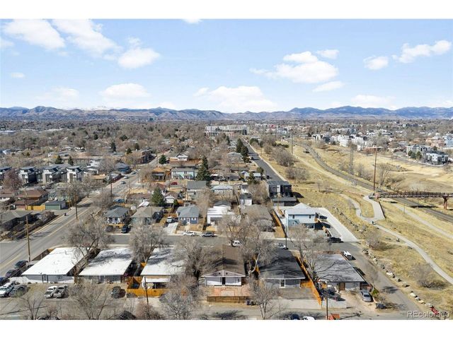 1030 Stuart St, Denver, CO 80204