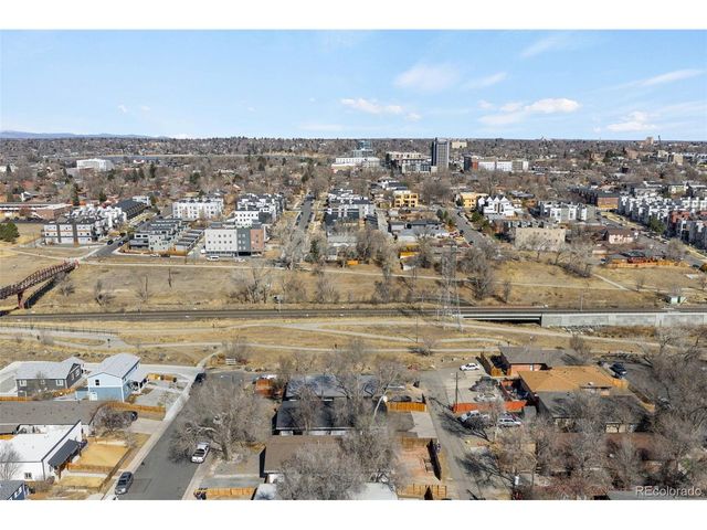 1030 Stuart St, Denver, CO 80204