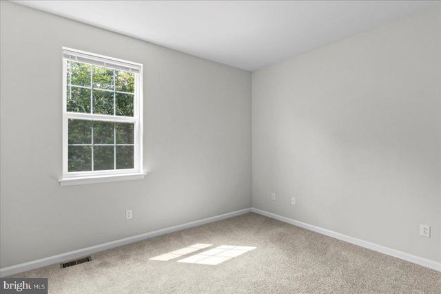 39 WESTMONT DR, Medford, NJ 08055
