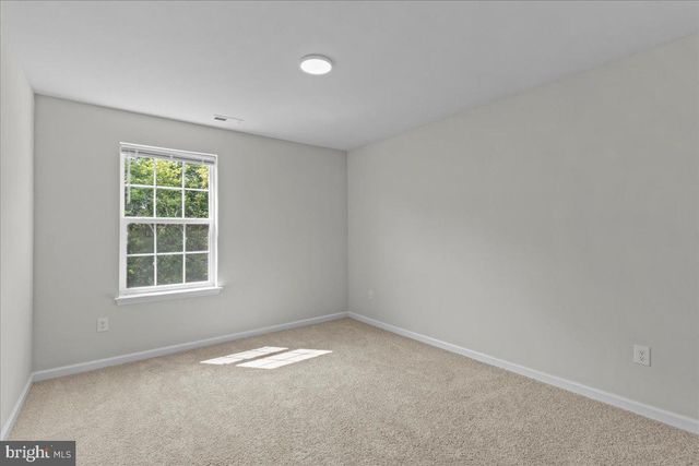 39 WESTMONT DR, Medford, NJ 08055