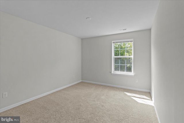 39 WESTMONT DR, Medford, NJ 08055