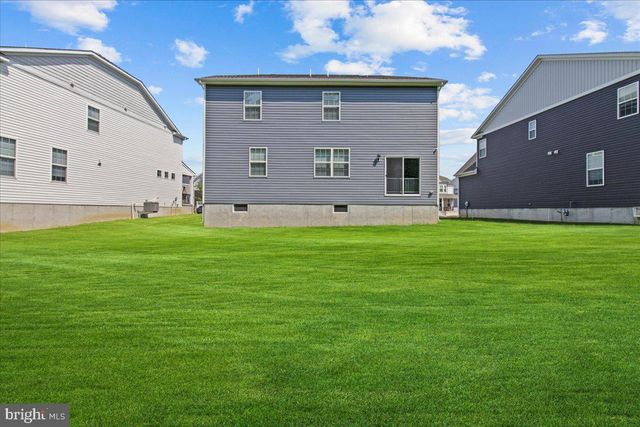 39 WESTMONT DR, Medford, NJ 08055