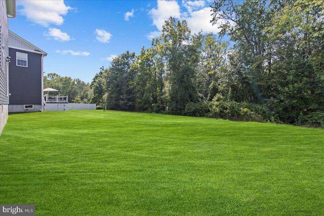 39 WESTMONT DR, Medford, NJ 08055