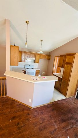 2714 S RIANIER CIR, Wichita, KS 67215