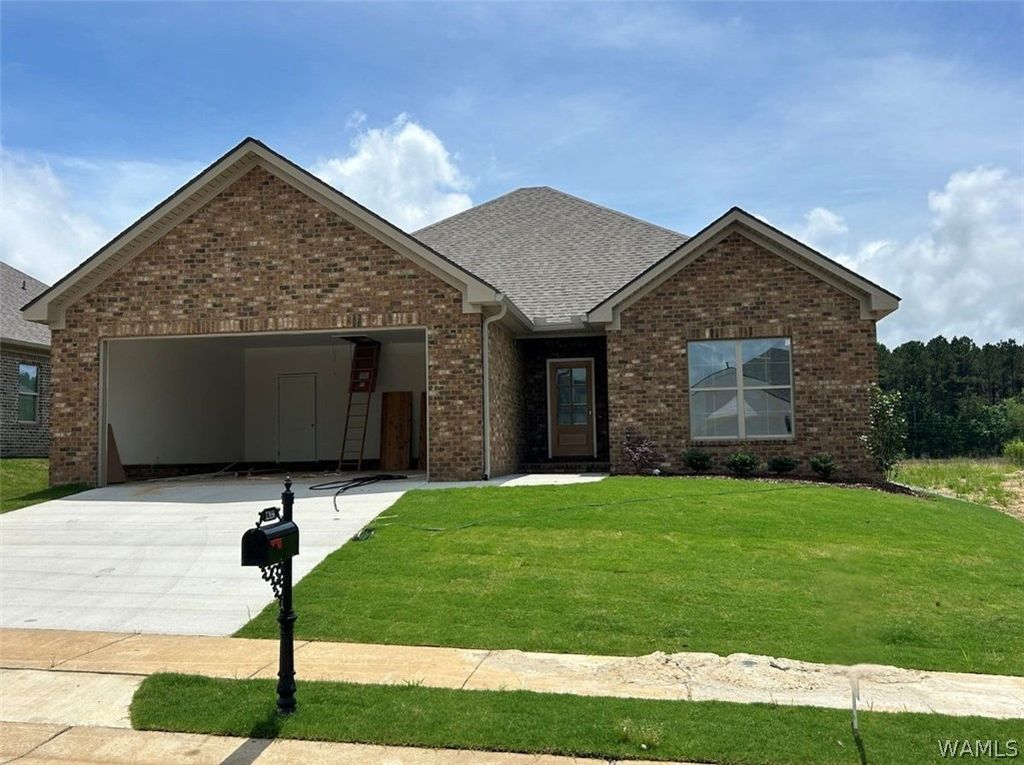 12656 White Pine, Northport, AL 35475