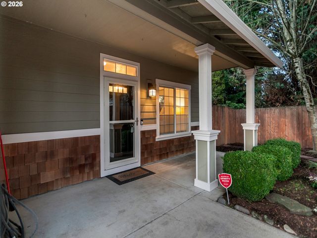 5205 Ne Simpson St, Portland, OR 97218