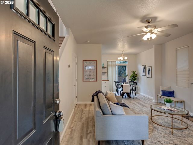 5205 Ne Simpson St, Portland, OR 97218