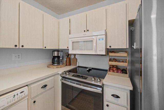 7264 ABERDEEN COURT, Weeki Wachee, FL 34607