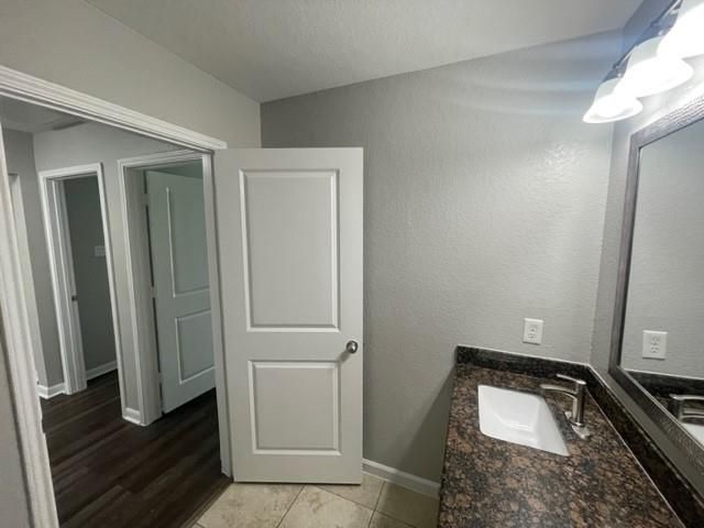 604 Willis, Alvin, TX 77511