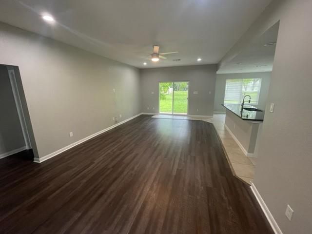 604 Willis, Alvin, TX 77511