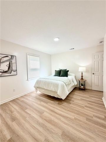 224 S Central Street, Olathe, KS 66061