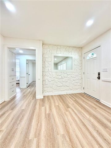 224 S Central Street, Olathe, KS 66061