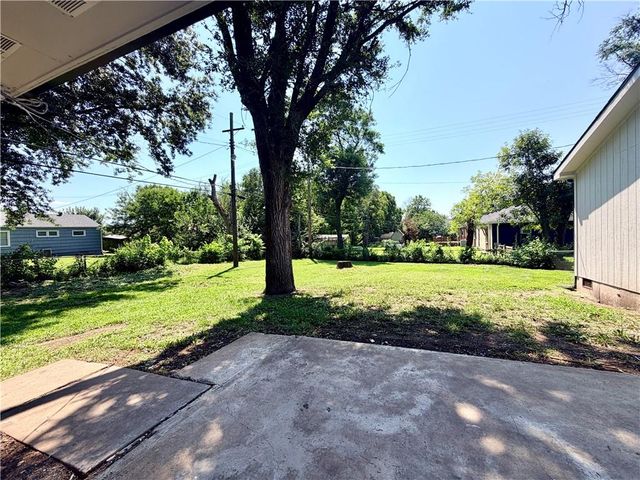 224 S Central Street, Olathe, KS 66061