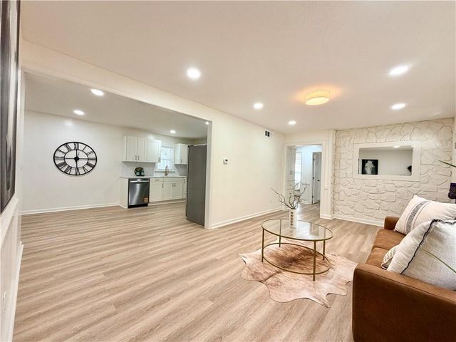 224 S Central Street, Olathe, KS 66061