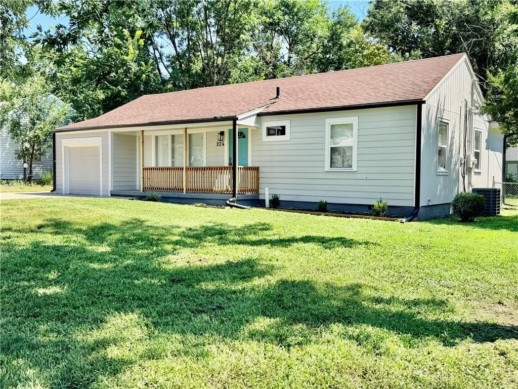 224 S Central Street, Olathe, KS 66061