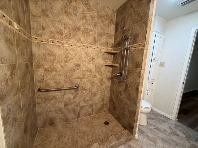 6203 Circo Drive, De Cordova, TX 76049