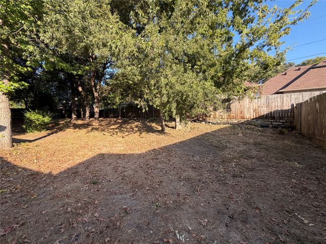 6203 Circo Drive, De Cordova, TX 76049