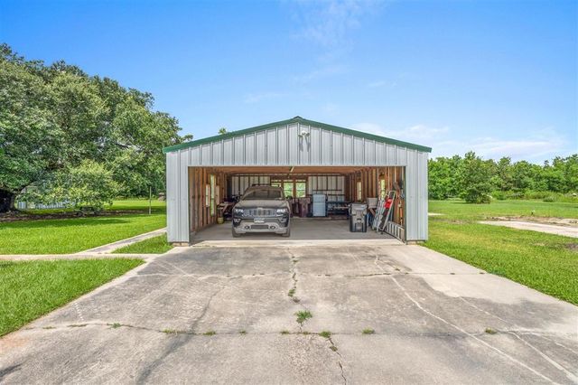 9640 Simon Lebleu Rd, Lake Charles, LA 70607