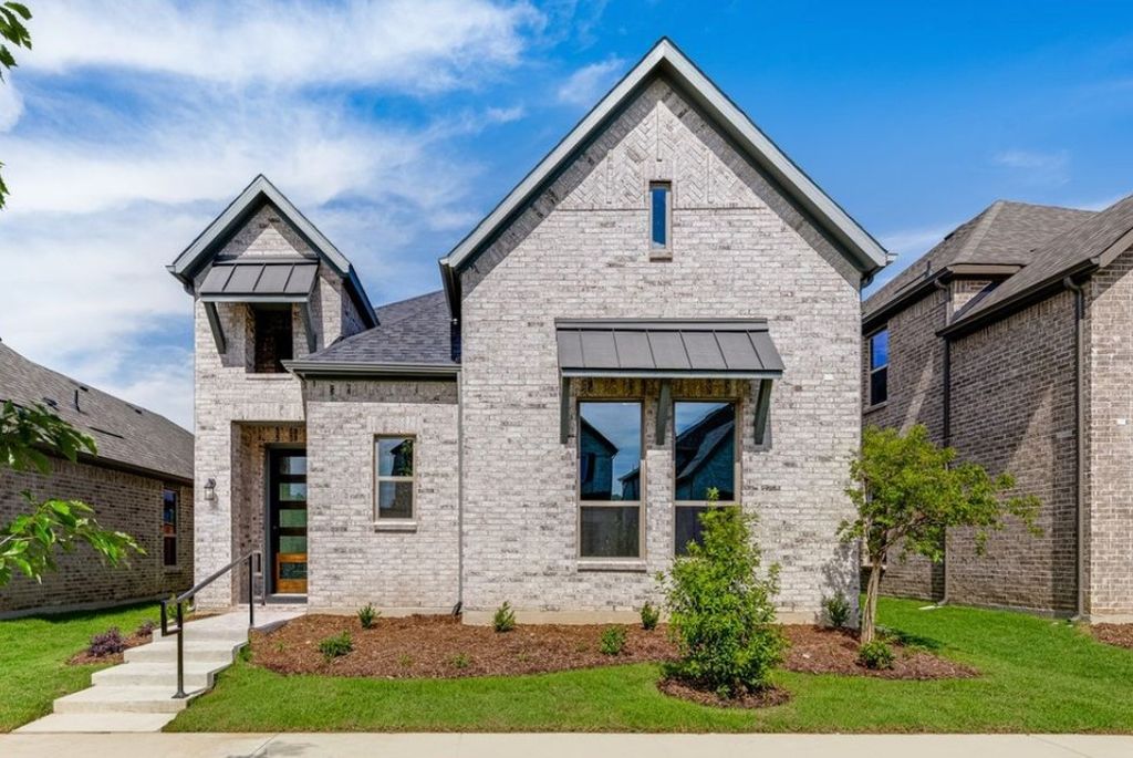 917 Thunderstorm Mews, Celina, TX 75009