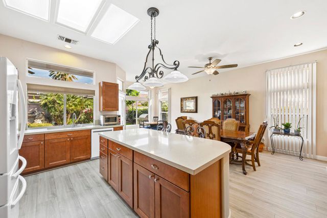 78108 Foxbrook Lane, Palm Desert, CA 92211