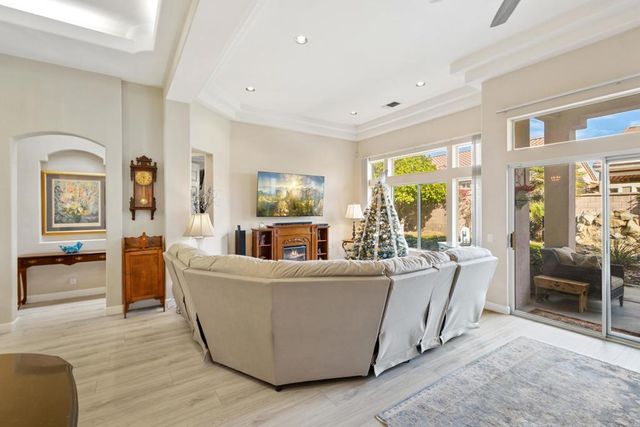 78108 Foxbrook Lane, Palm Desert, CA 92211