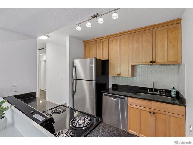 2707 Valmont Road 214D, Boulder, CO 80304
