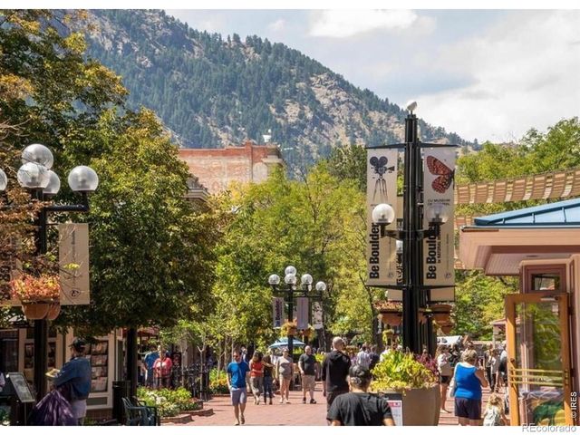 2707 Valmont Road 214D, Boulder, CO 80304