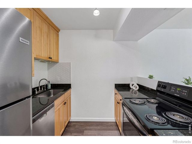 2707 Valmont Road 214D, Boulder, CO 80304