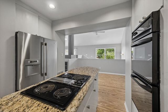 1907 Norfolk Street B, Houston, TX 77098