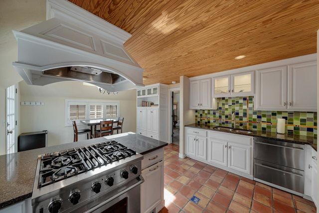 1170 Fairmount Avenue, Saint Paul, MN 55105